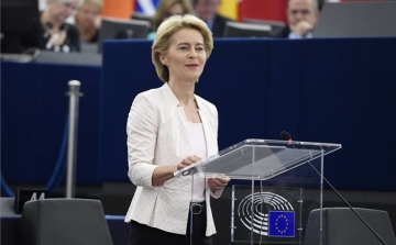 Az online csalások számának jelentős növekedésére figyelmeztetett Von der Leyen